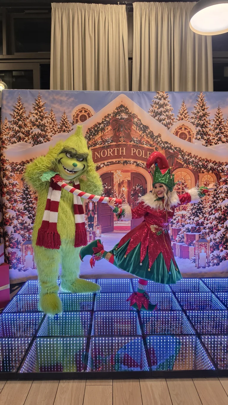 Novogodišnje maskote Luxury Mascots